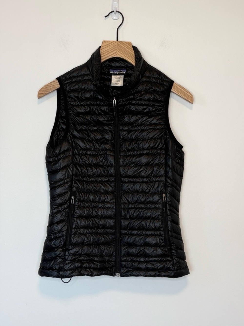 Patagonia Women's Ultralight
Down Vest , sz : XS
